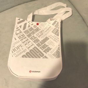 Lululemon bag!